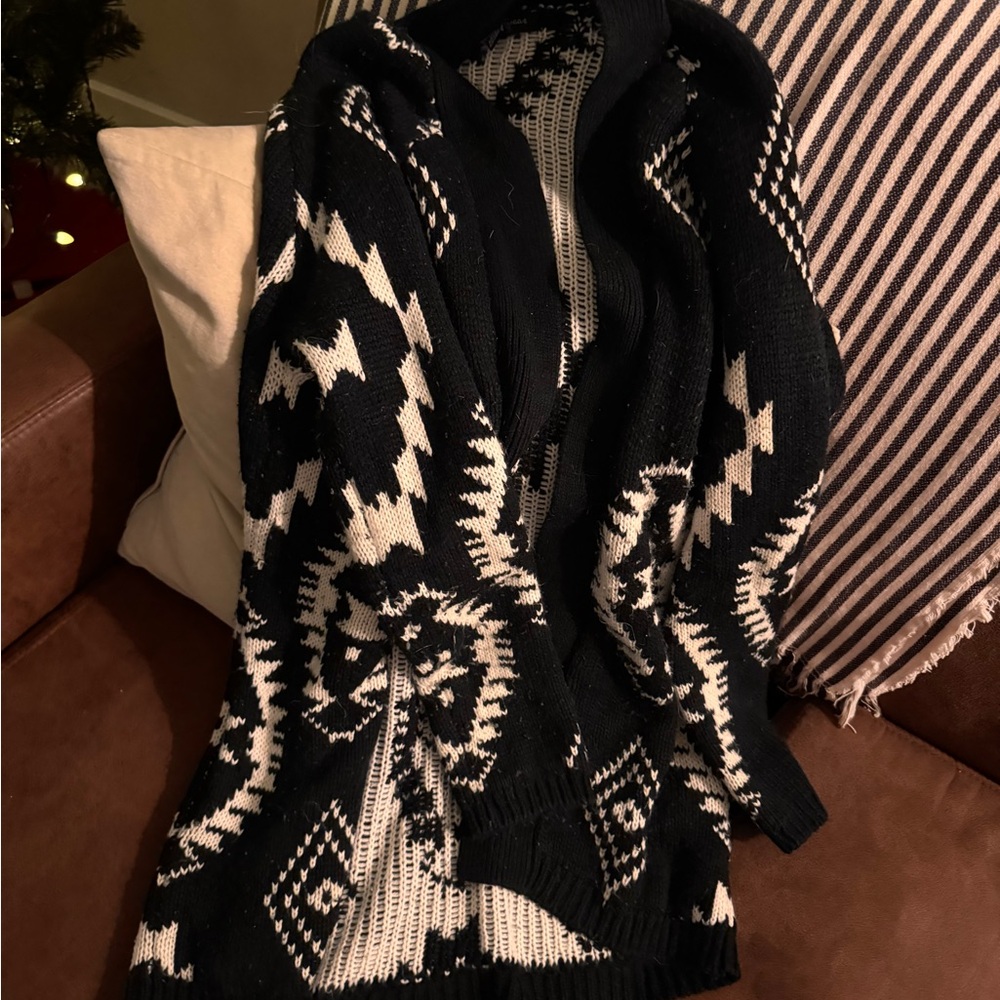Cardigan 🖤 - Picture 4 of 6